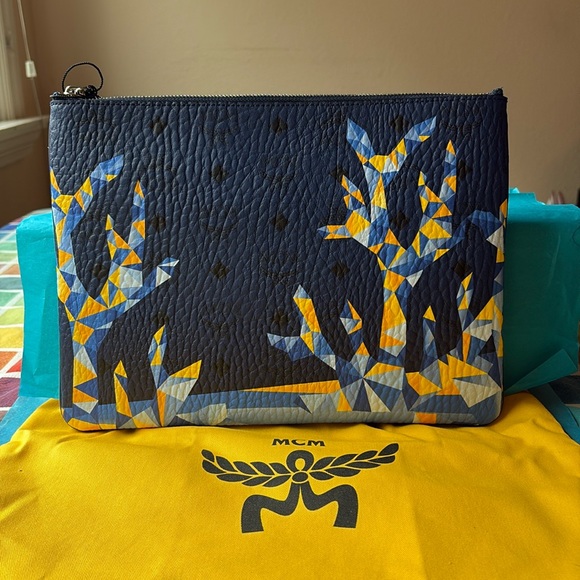 MCM Handbags - 🪸  MCM AREN CROSSBODY POUCH IN CUBIC CORAL VISETOS 🪸 NWT 🪸